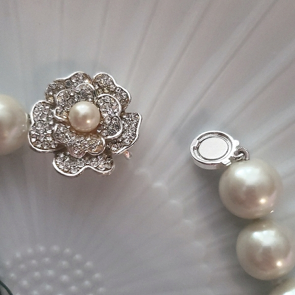 Vintage Signed CAROLEE Chunky Fashion Pearl Necklace 18" - Picture 5 of 5